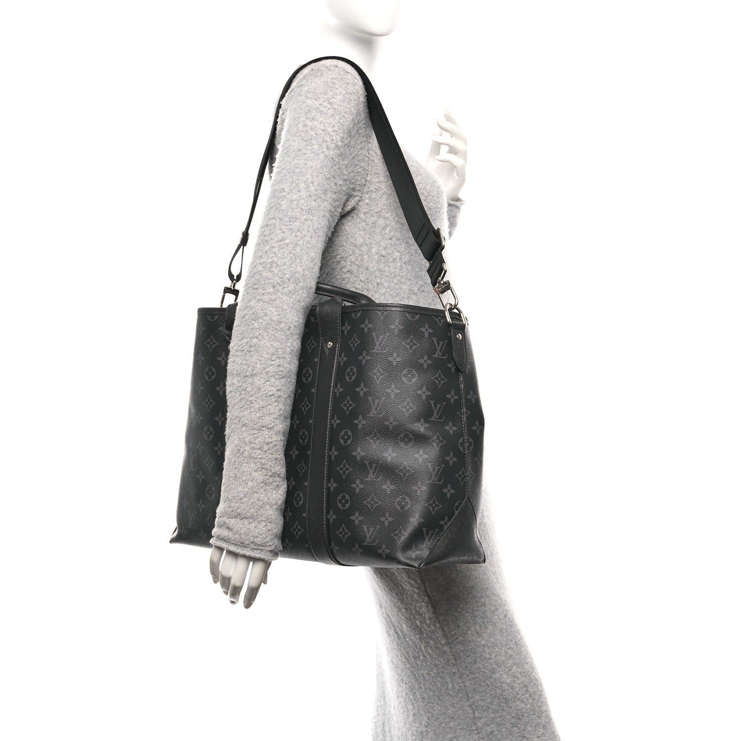 Louis Vuitton Monogram Eclipse Taigaramma Weekend Tote NM