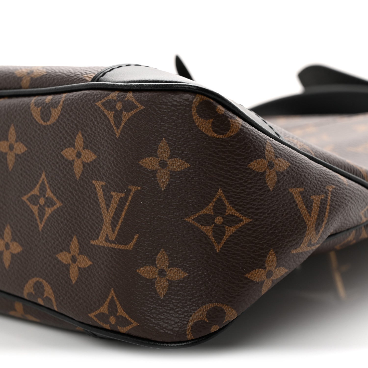 Louis Vuitton Monogram Odeon MM Black