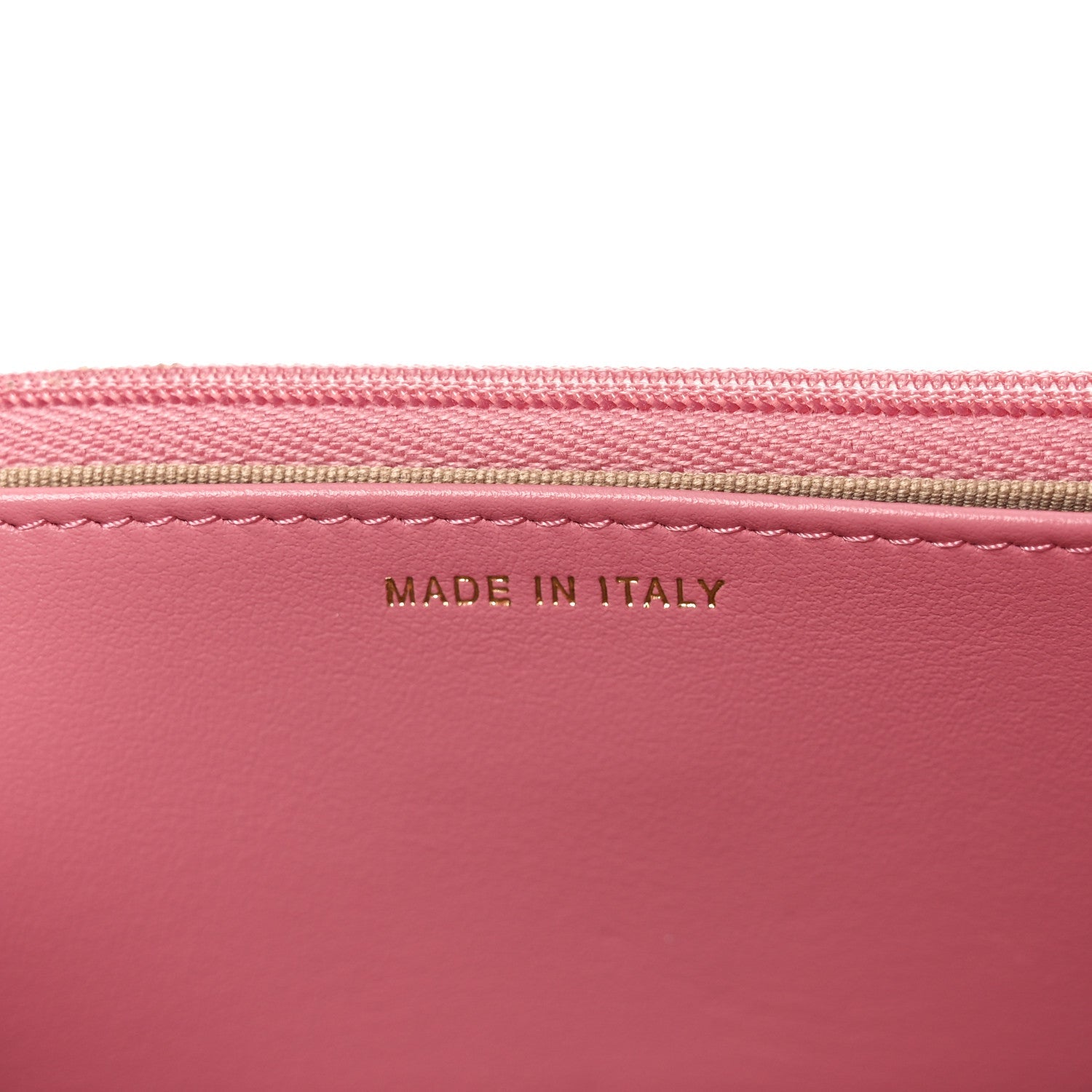 Chanel Caviar Quilted Textured CC Wallet On Chain WOC Pink