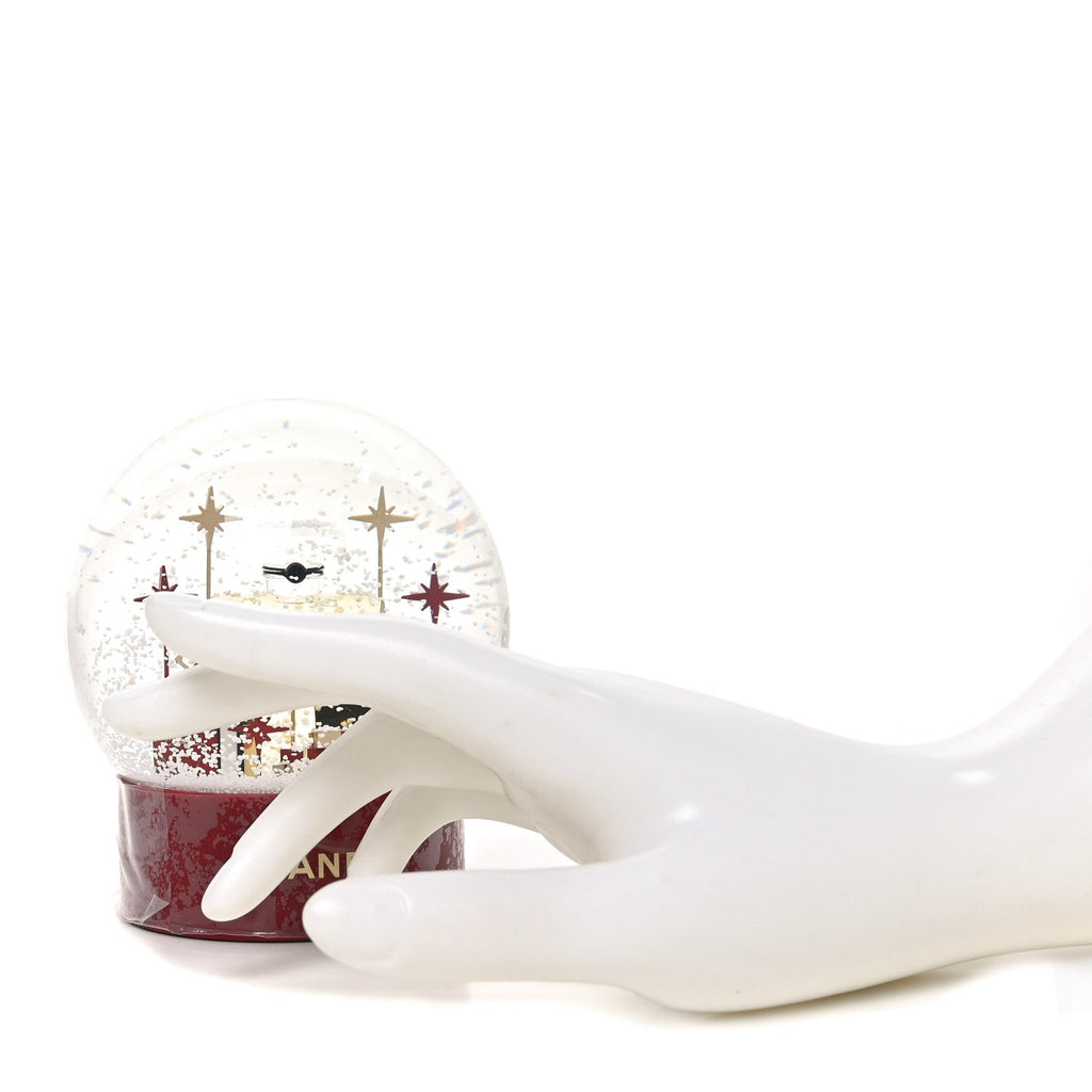 Glass N°5 Perfume Bottle Snow Globe Red
