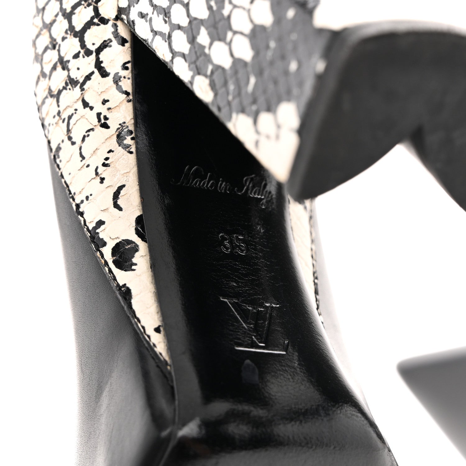 Louis Vuitton Calfskin Snakeskin Embossed Matchmake Pumps 35 Black White