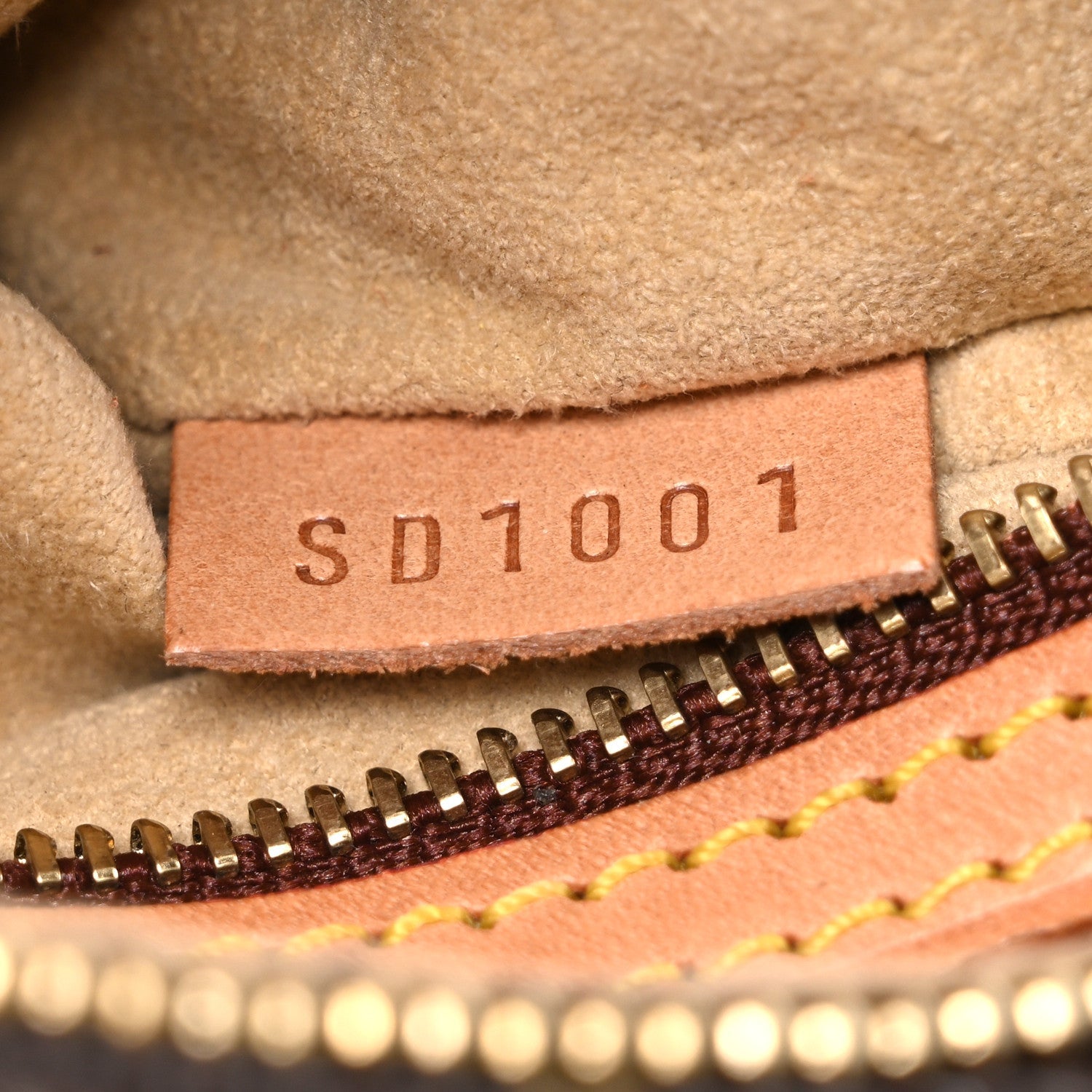 Louis Vuitton Monogram Looping MM