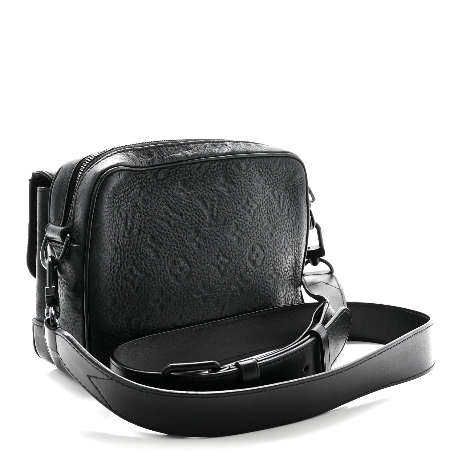 Louis Vuitton Taurillon Monogram Steamer Messenger Black