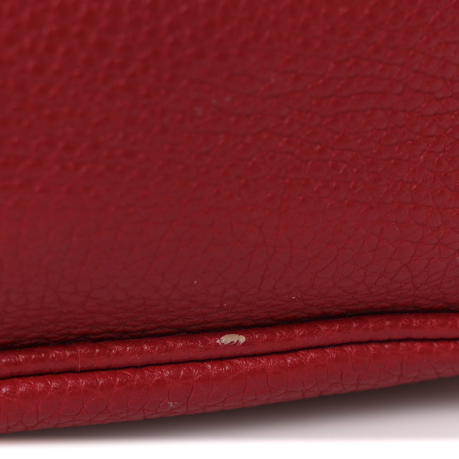 Gucci Pebbled Calfskin Small Soho Disco Bag Vibrant Red