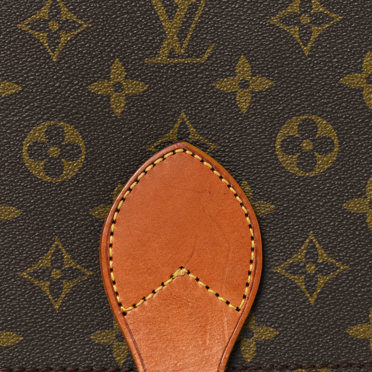 Louis Vuitton Monogram Cartouchiere 22