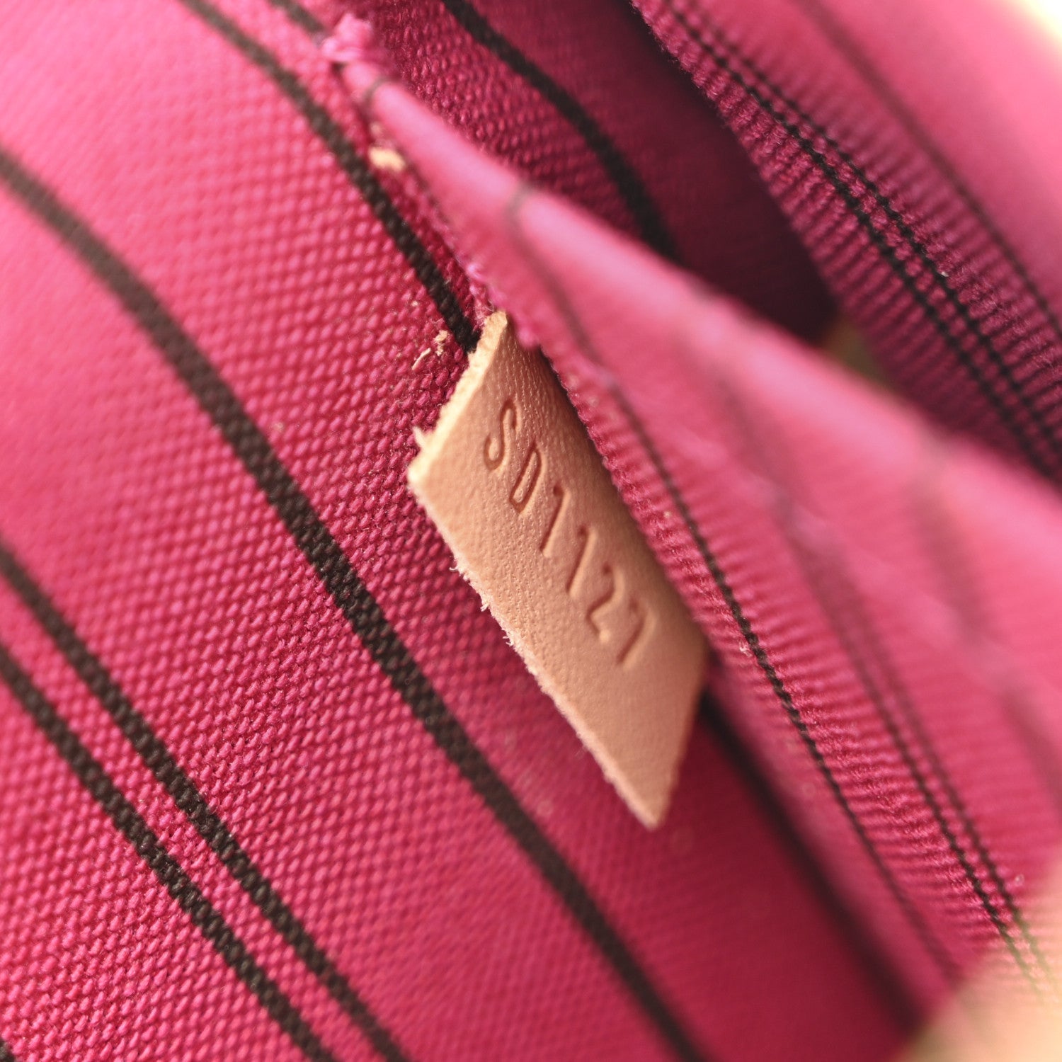 Louis Vuitton Monogram Neverfull MM GM Pochette Pivoine