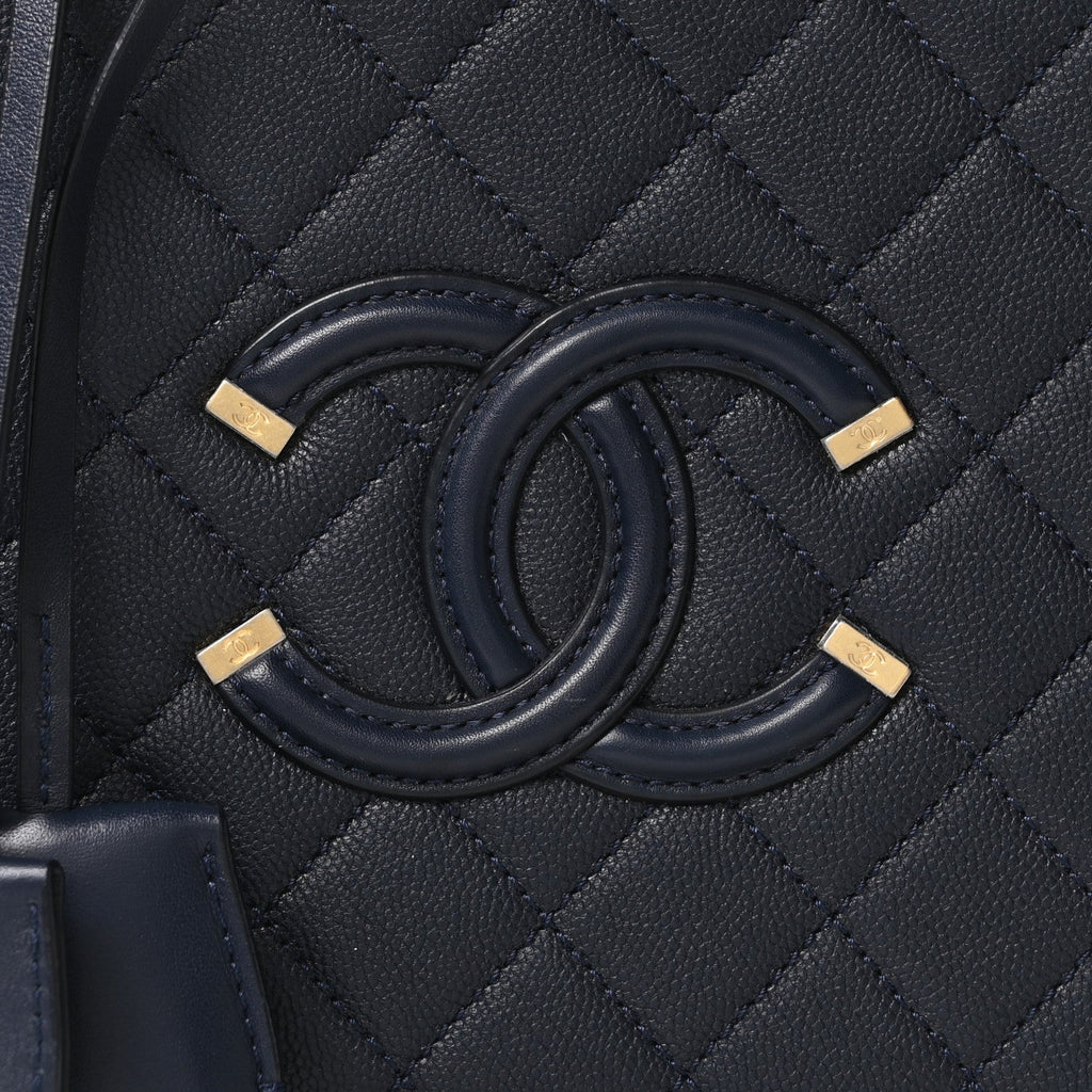 Chanel Caviar Quilted Medium CC Filigree Vanity Case Navy