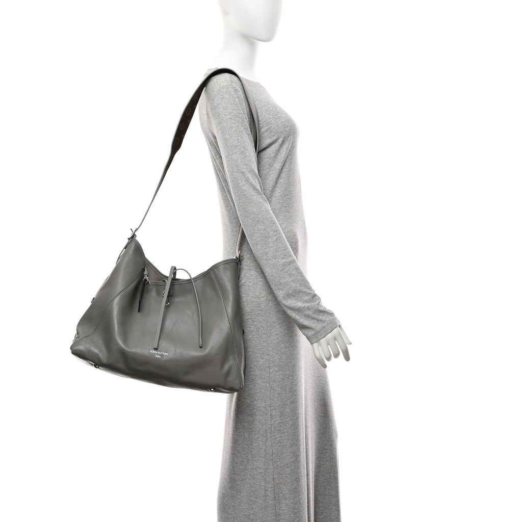 Louis Vuitton Lambskin Carryall MM Trianon Gray