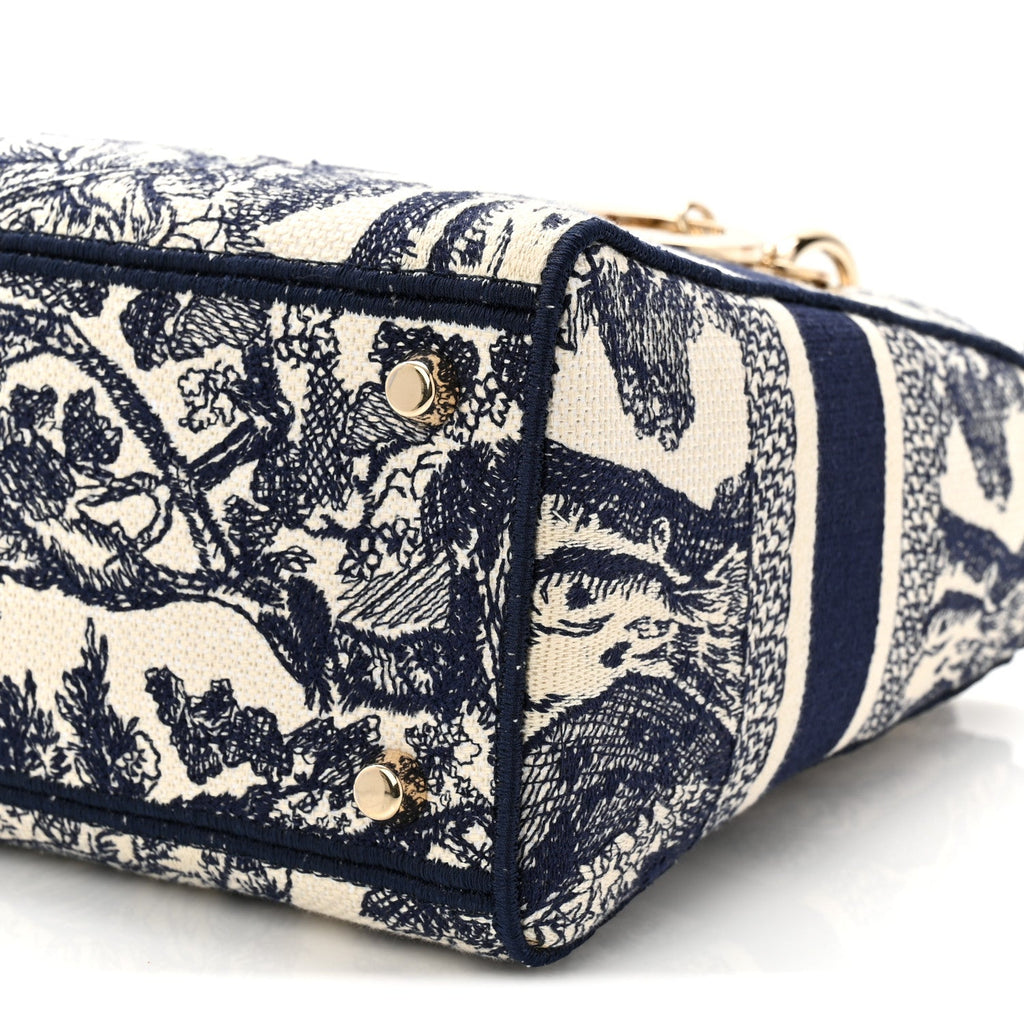 Christian Dior Toile De Jouy Embroidered Medium Lady D-Lite Blue