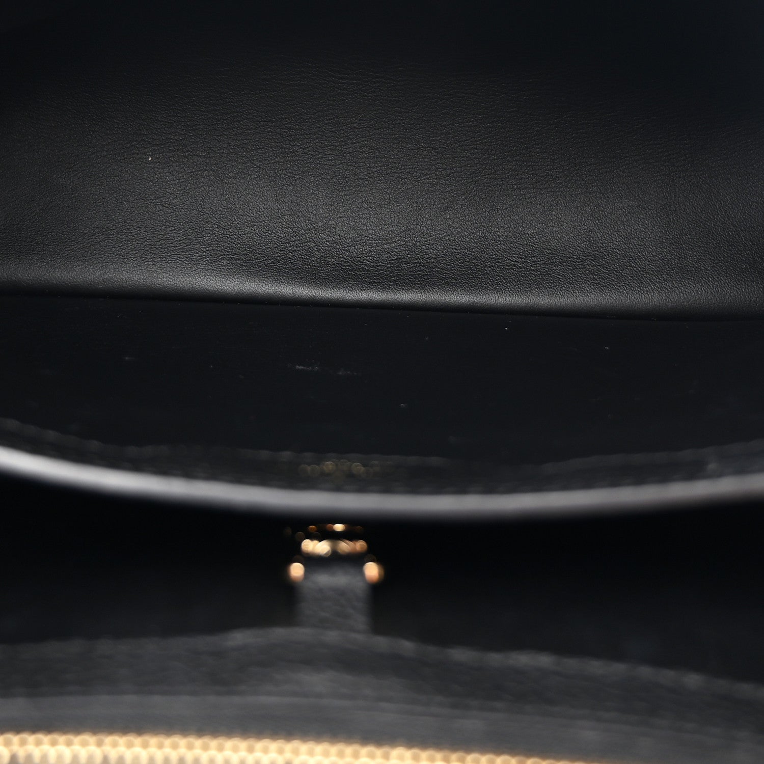 Louis Vuitton Taurillon Capucines MM Black Blue White