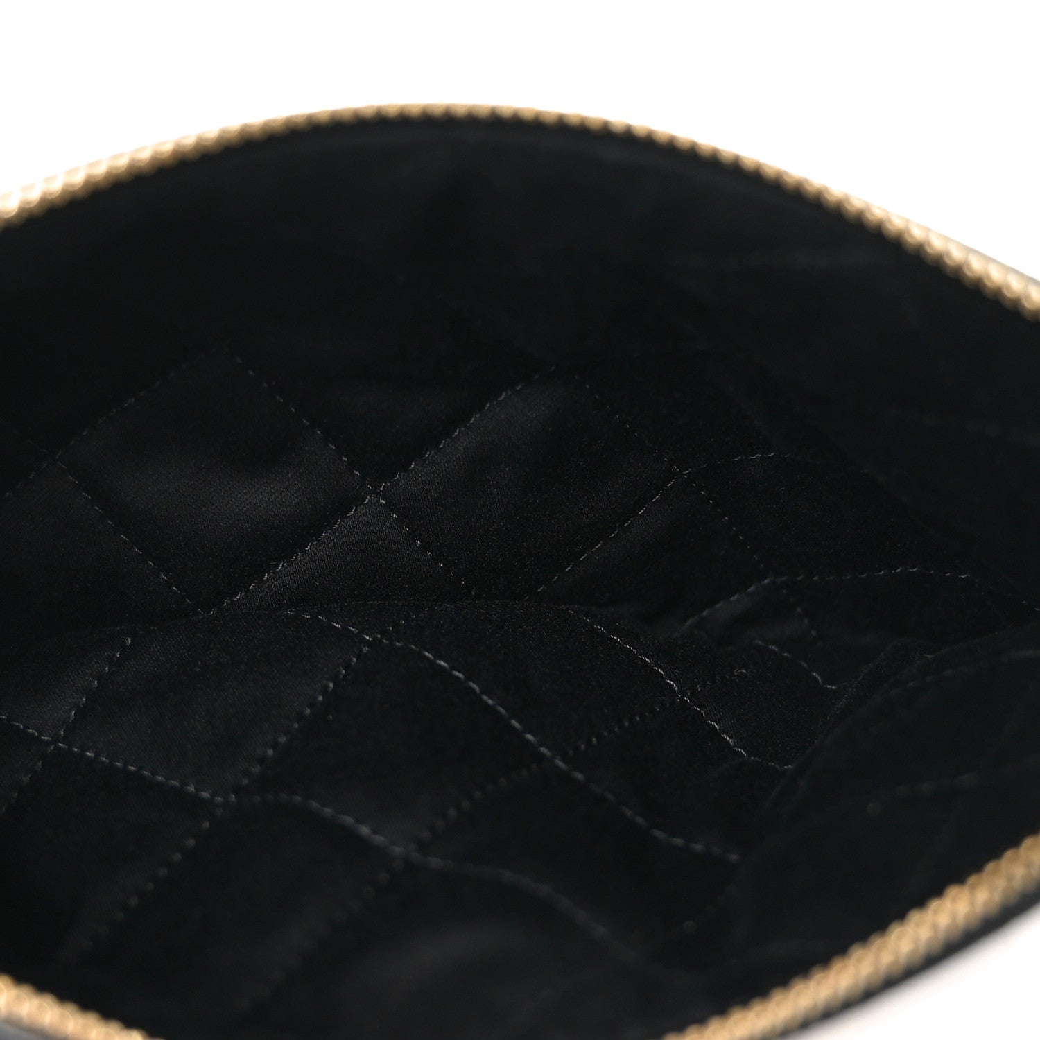 Chanel Shiny Calfskin Chanel 22 Removable Pouch Black