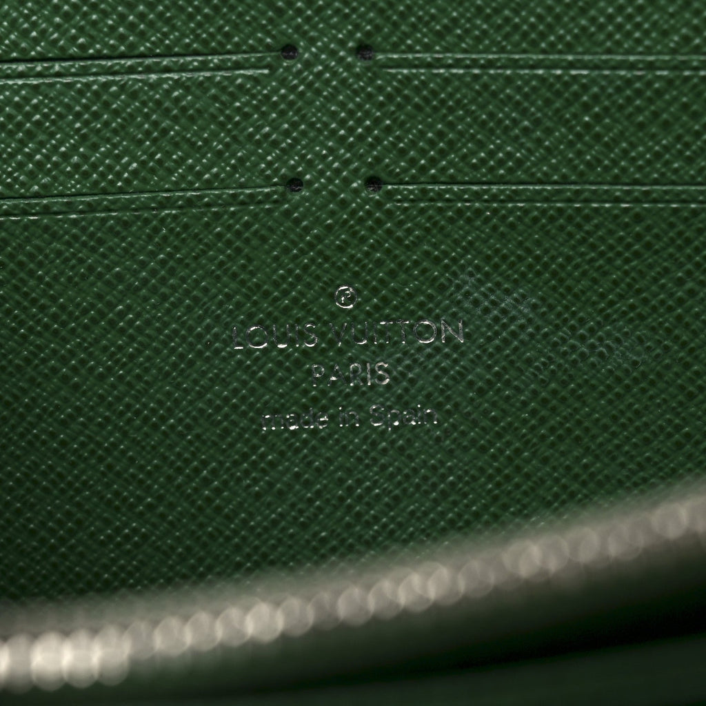 Louis Vuitton Epi Zippy Wallet Menthe