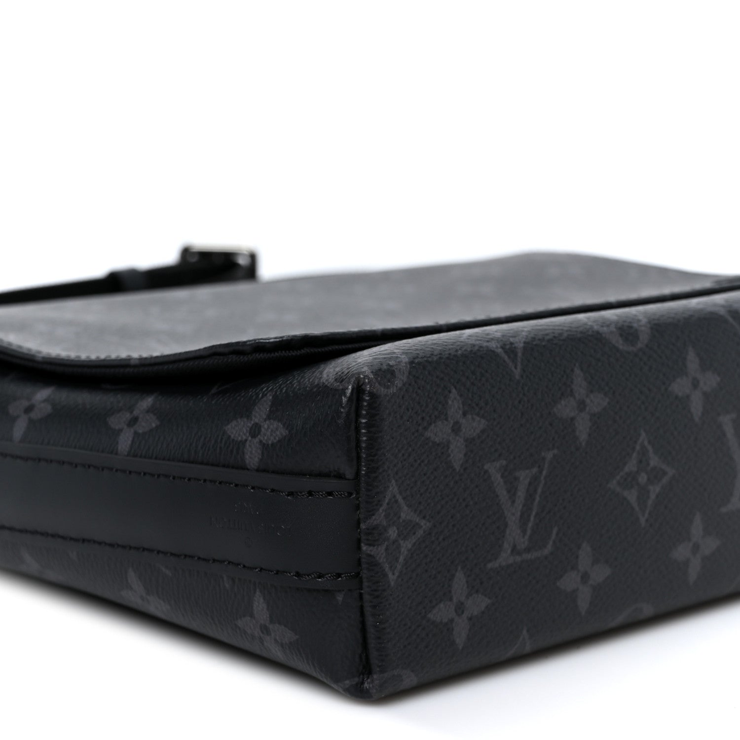 Louis Vuitton Monogram Eclipse District PM Black