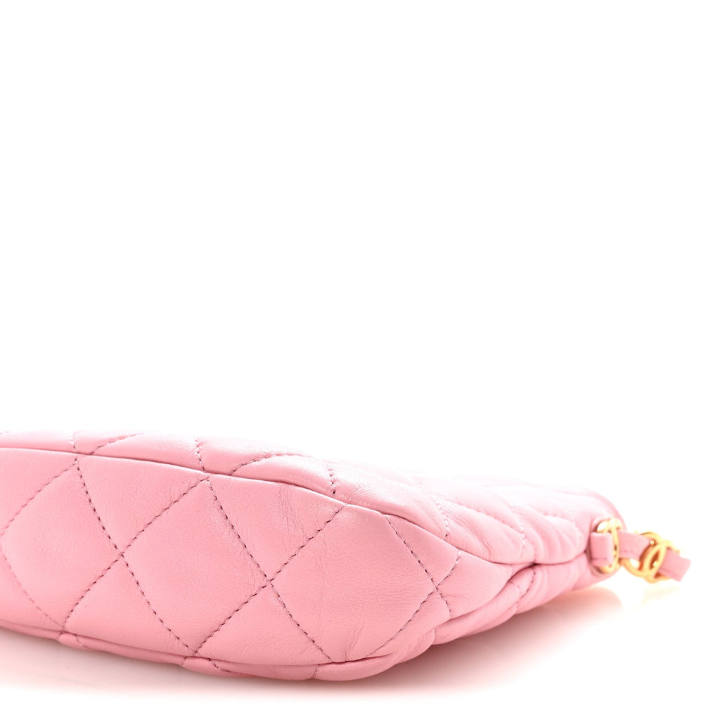 Chanel Lambskin Quilted CC Links Hobo Light Pink