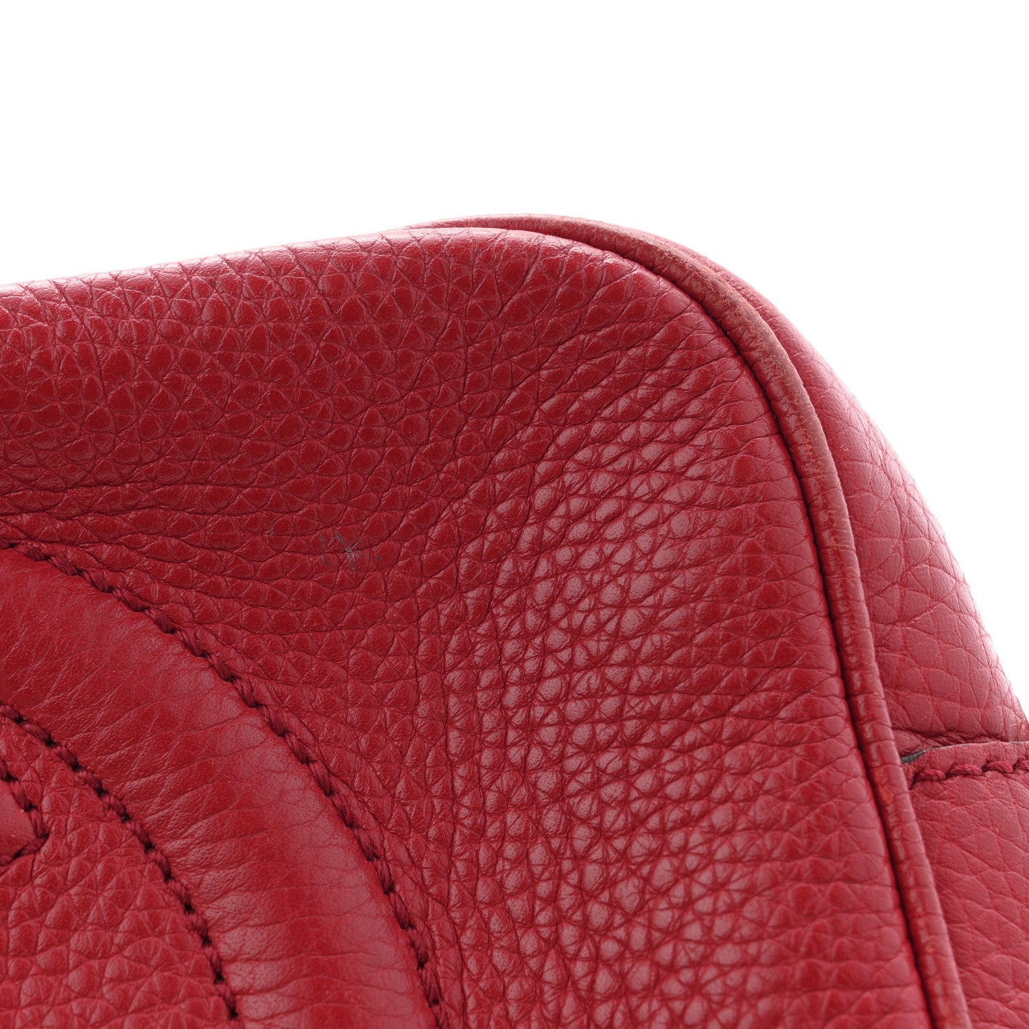 Gucci Pebbled Calfskin Small Soho Disco Bag Tabasco Red