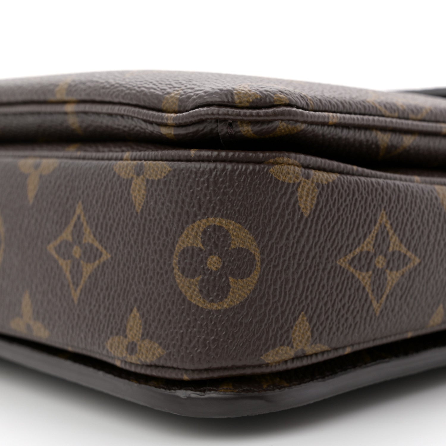 Louis Vuitton Monogram Pochette Metis
