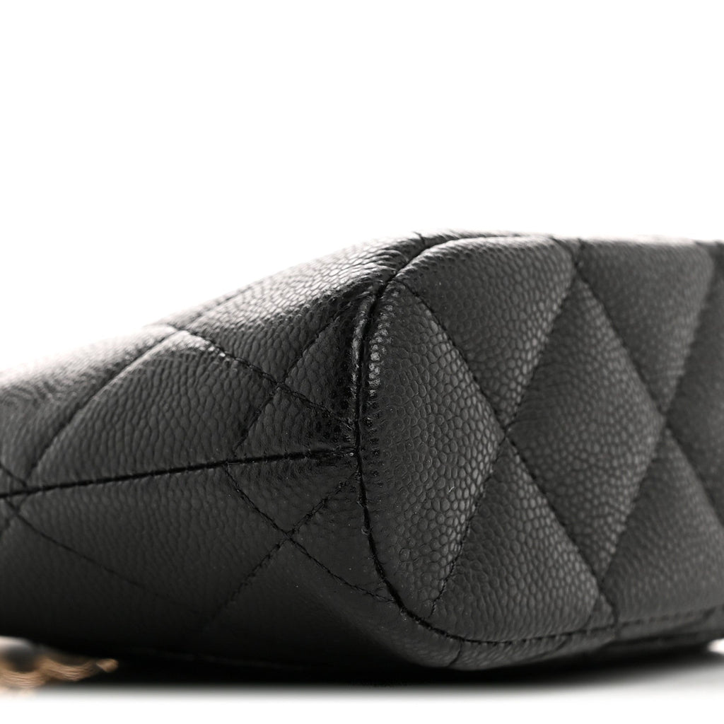 Chanel Caviar Quilted Classic Clutch With Chain Black