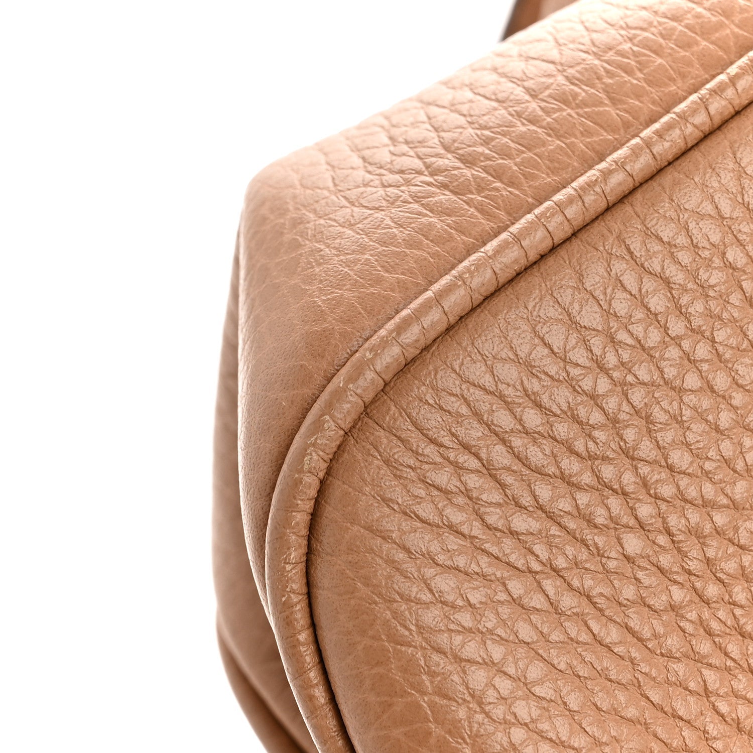 Gucci Pebbled Calfskin Small Soho Disco Bag Camelia