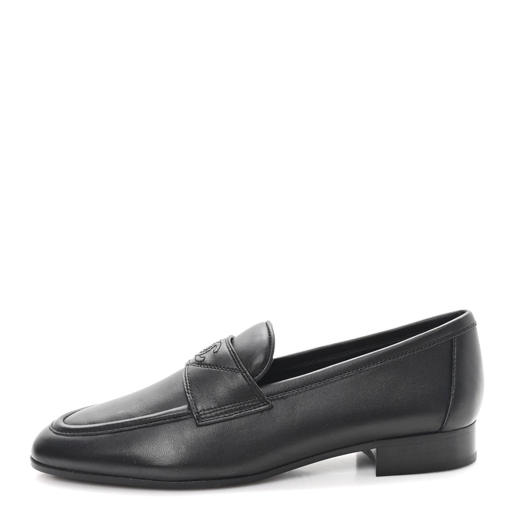 Lambskin Womens Stitched CC Loafers 38 Black