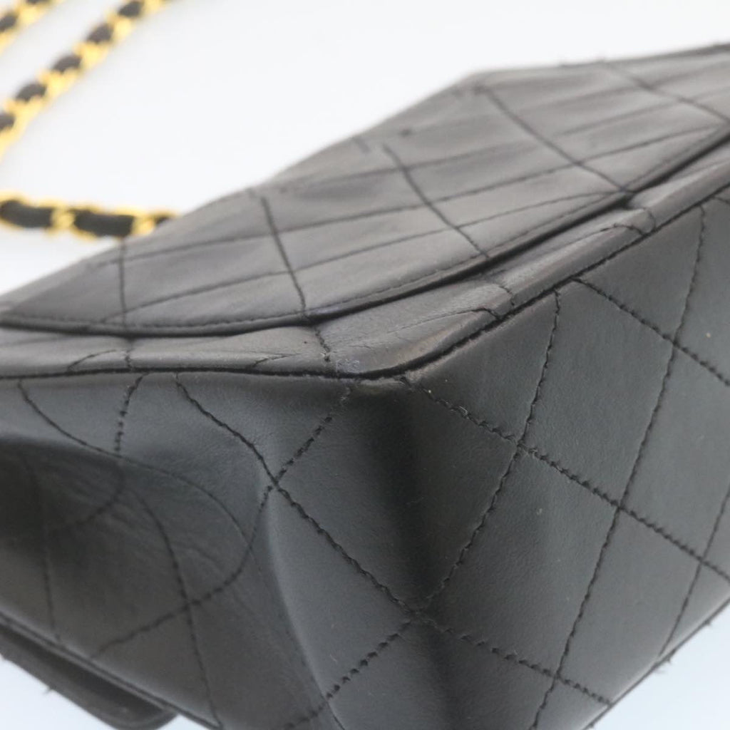 Chanel Black Leather Timeless shoulder bag