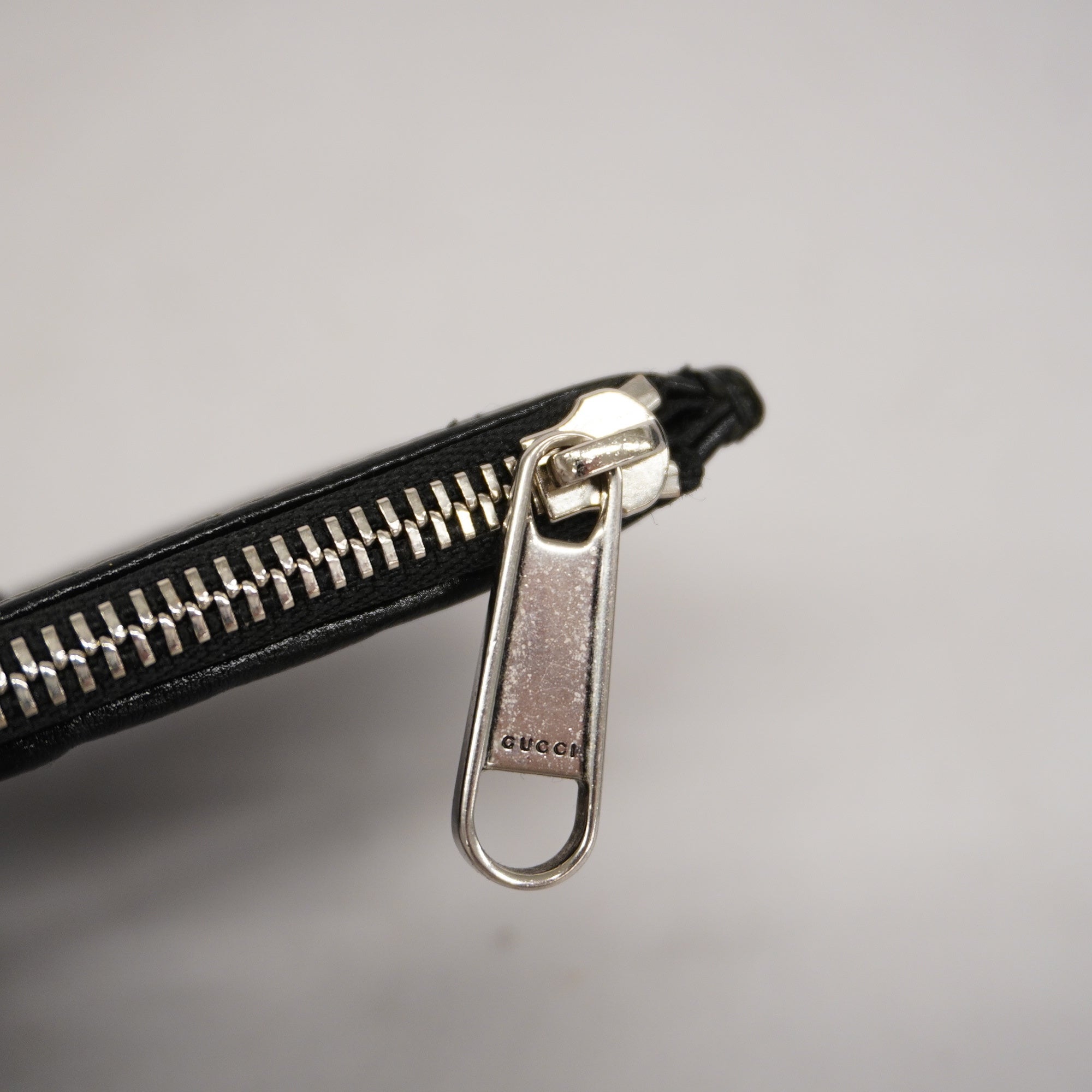 GUCCI  Interlocking G 697717 Silver Hardware Women's GG Supreme coin Case