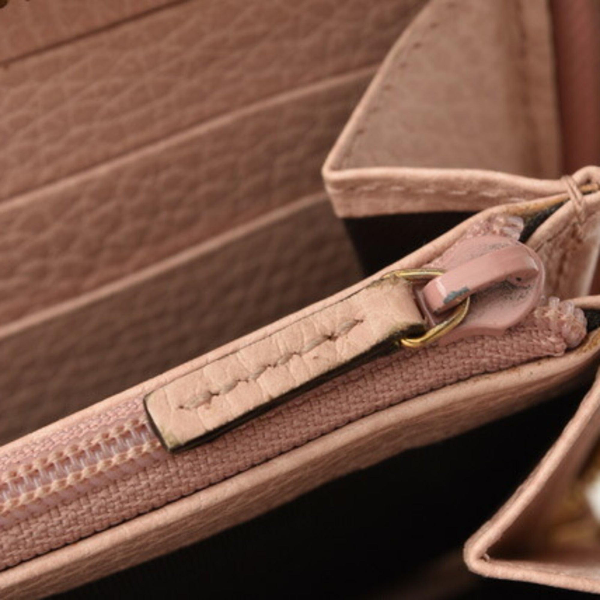 Gucci Wallet GUCCI Long / Petit Marmont Leather Pink Beige Round 456117