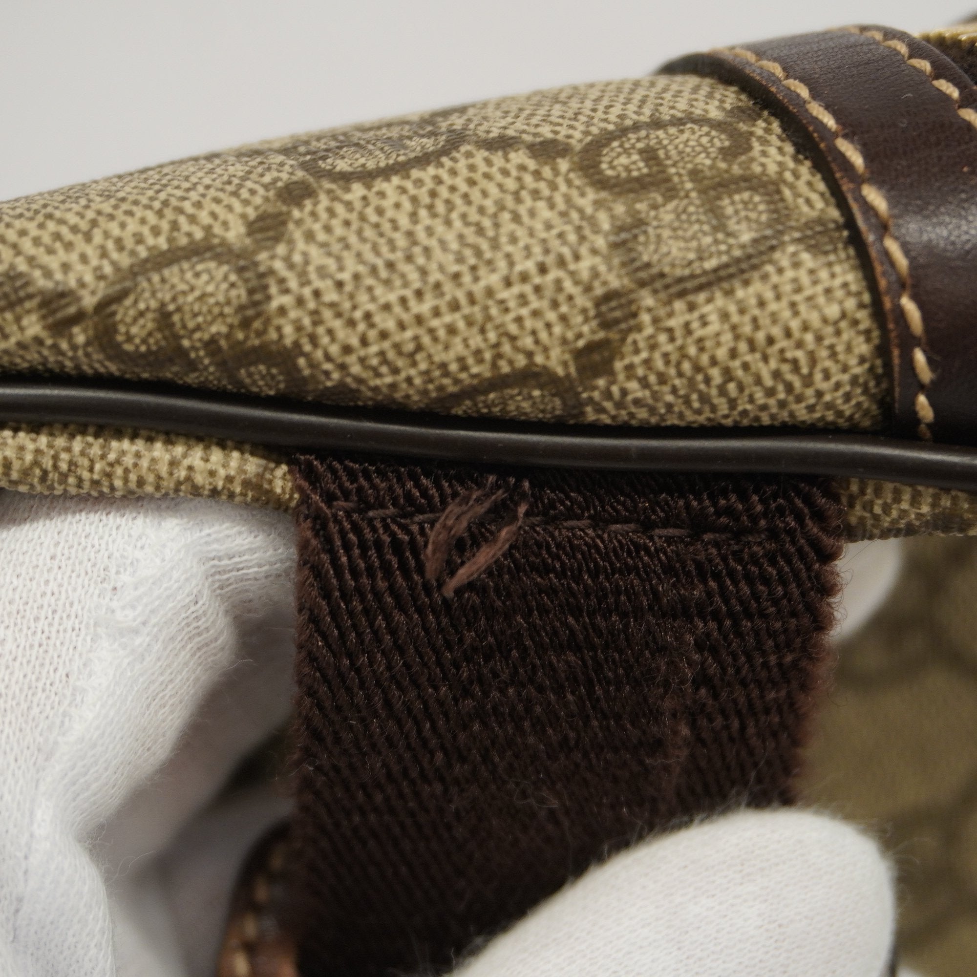 GUCCI  Body Bag 211110 Men's GG Supreme Sling Bag Beige,Brown