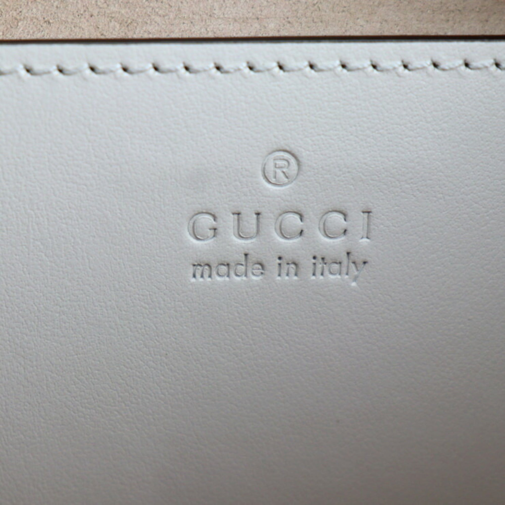 GUCCI GG Marmont Shoulder Bag 739166 White Ivory Gold Hardware Quilted Handbag
