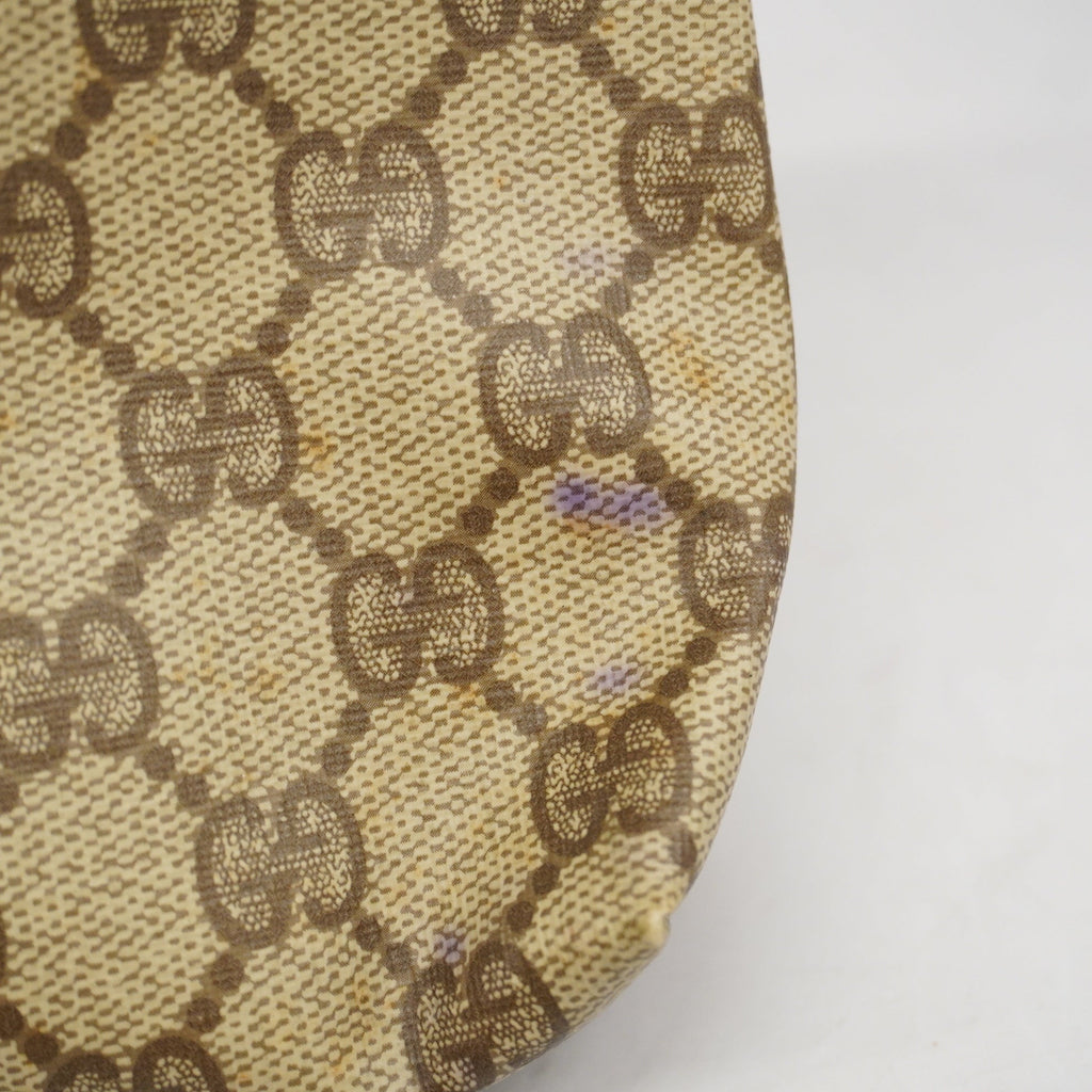 GUCCI  156 01 045 Women's GG Supreme Clutch Bag Beige