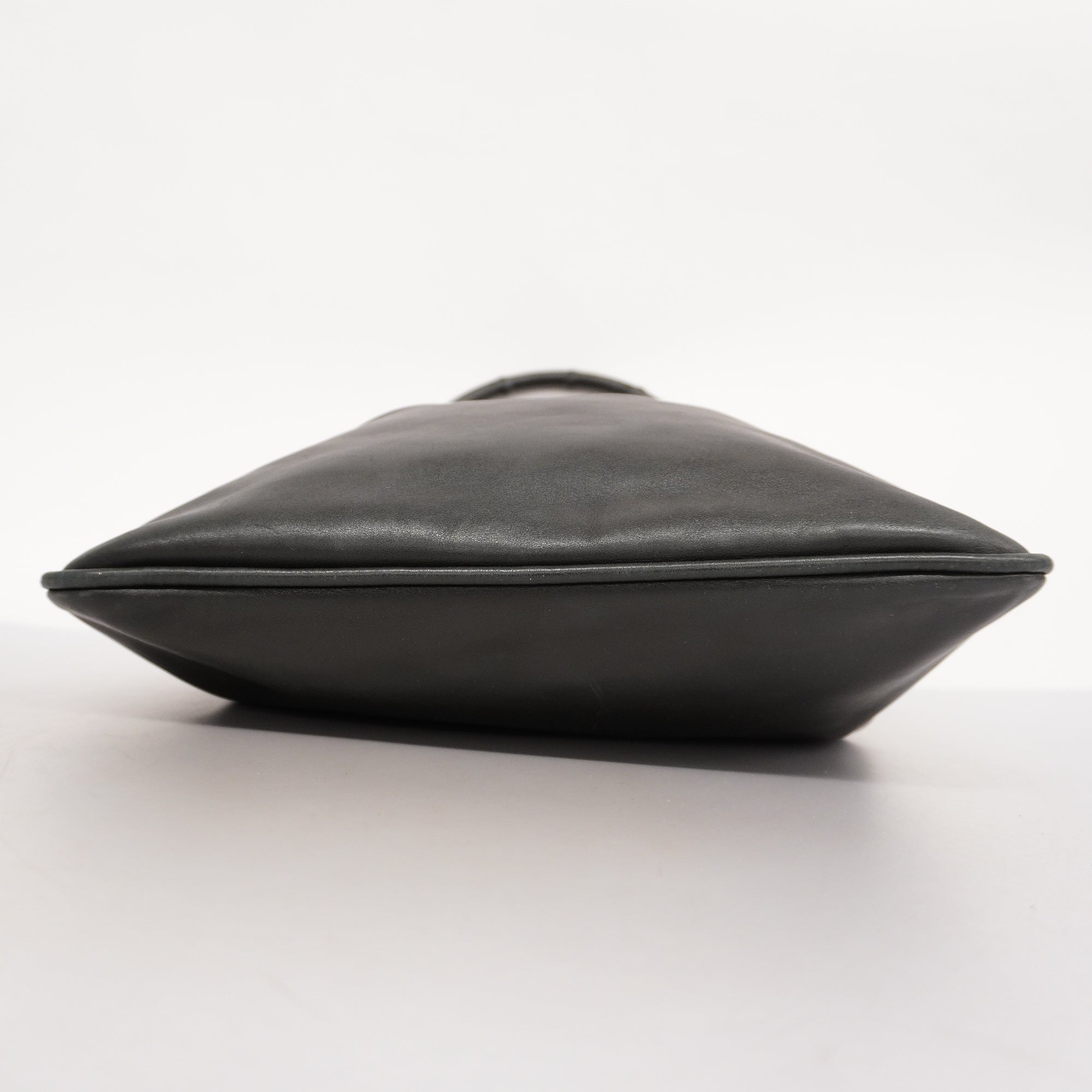 GUCCI  Bamboo Shoulder Bag 001 4006 Women's Leather Shoulder Bag Black