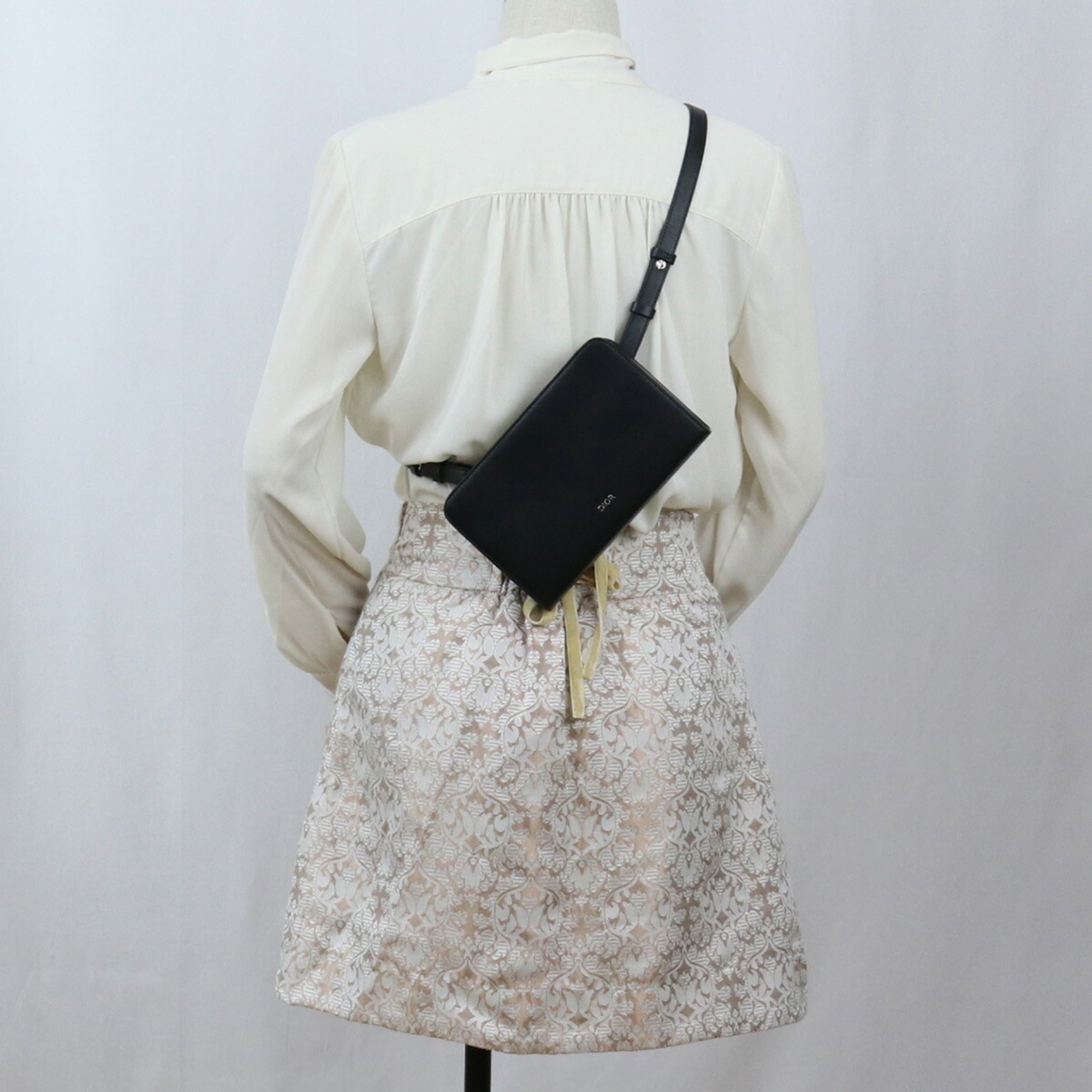 CHRISTIAN DIOR Dial Ultra 2LECA341NDE Body Bag Leather Ladies
