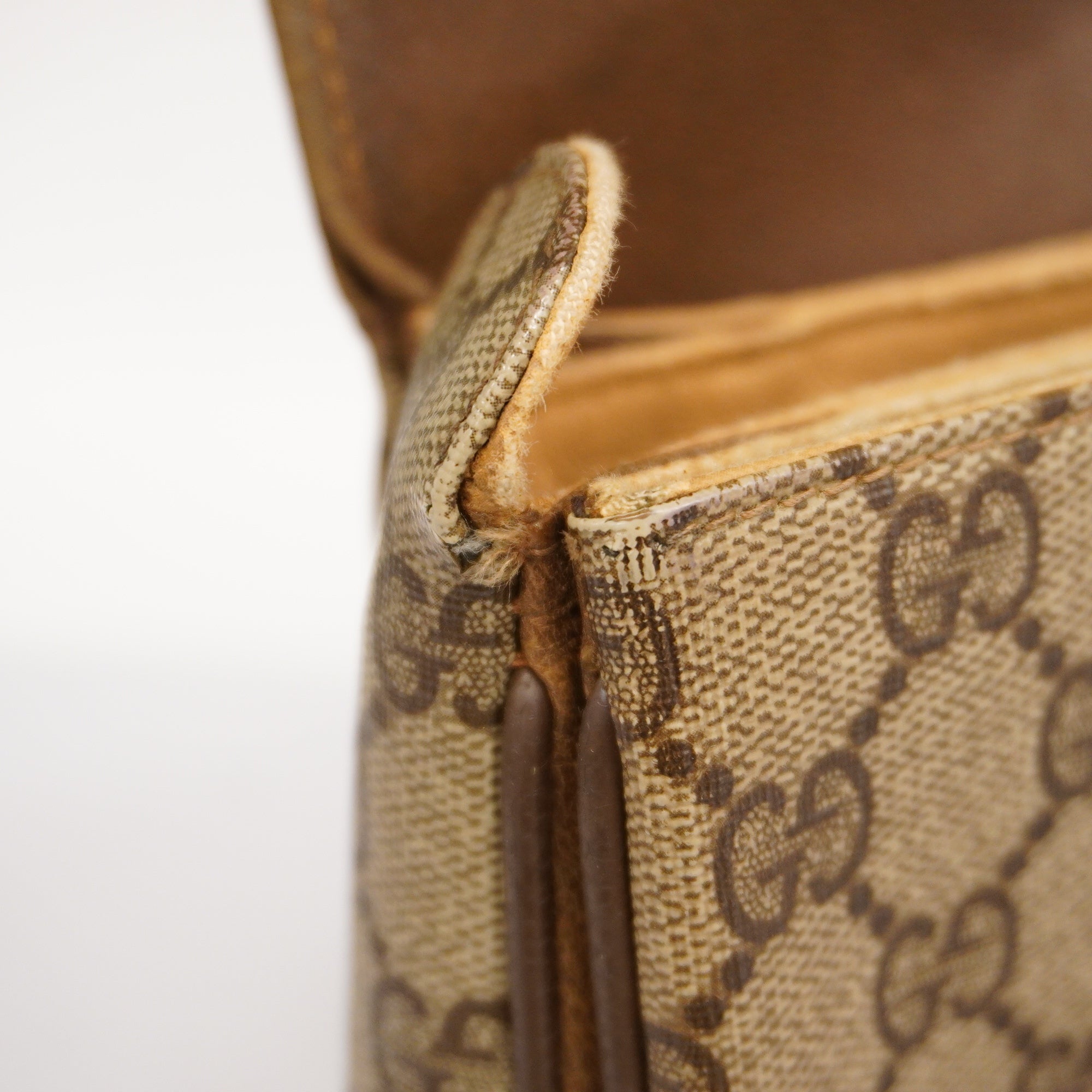 GUCCI  GG Supreme 116 02 080 Women's Handbag Beige,Brown