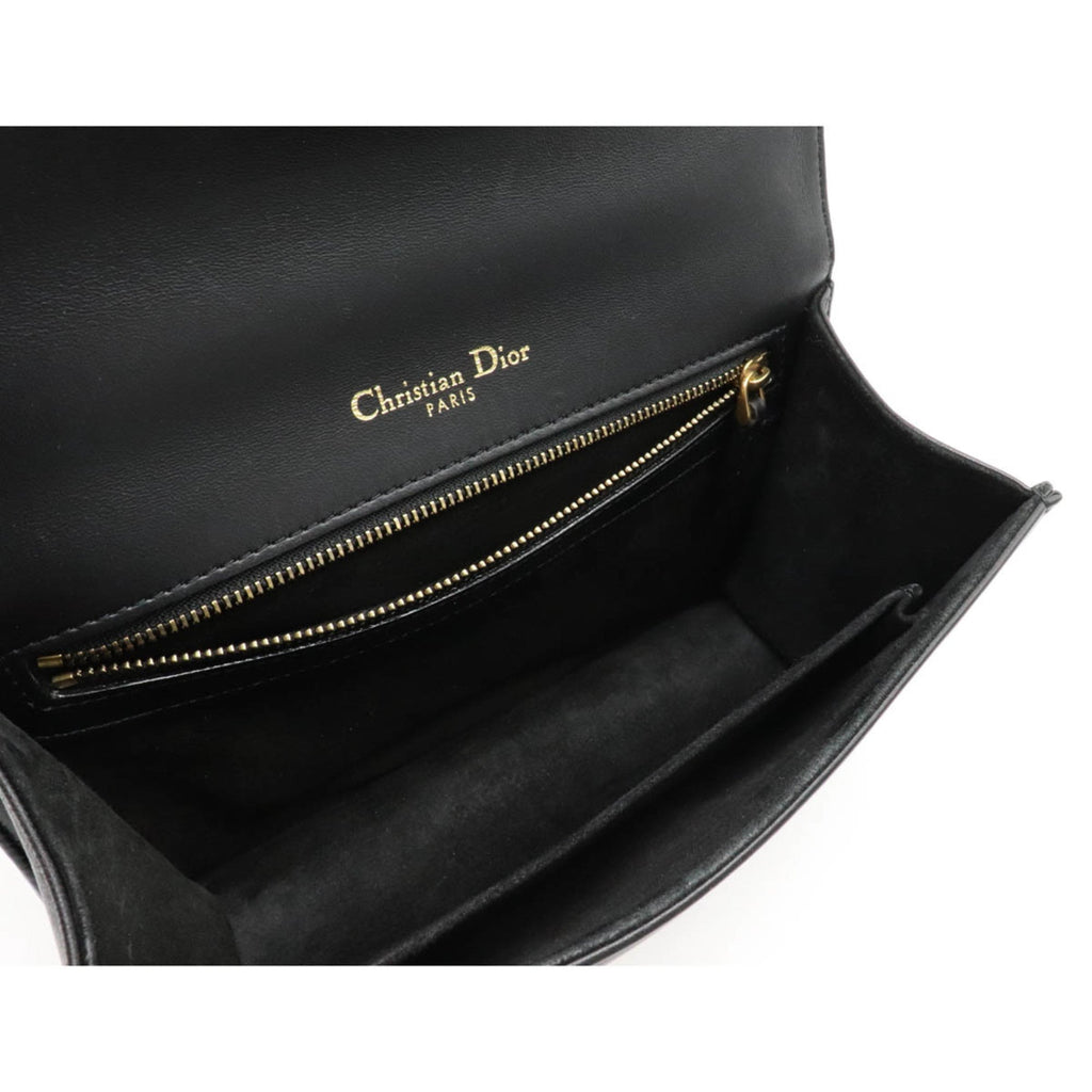 CHRISTIAN DIOR Bag Diorama diorama chain bag shoulder studs leather black