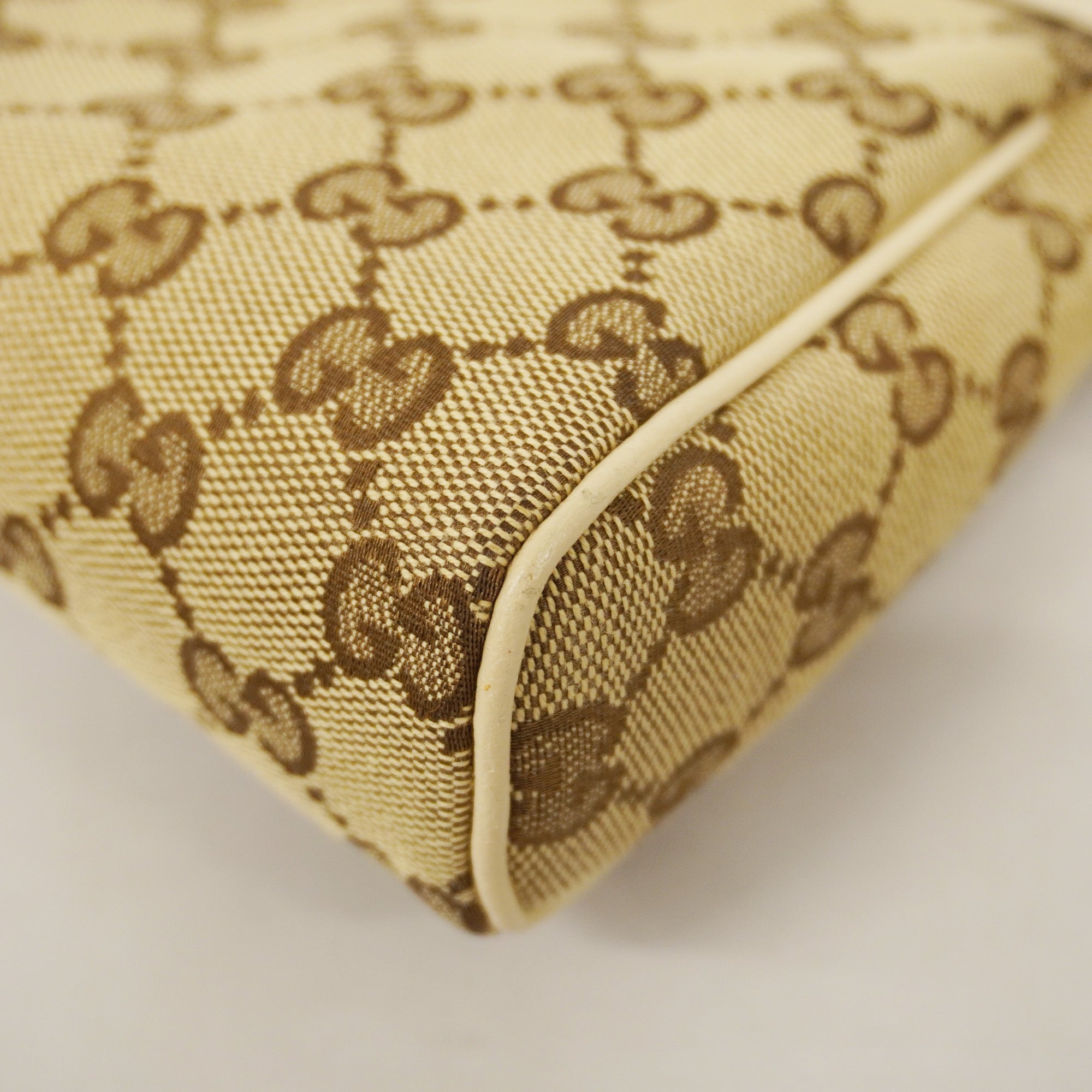 GUCCI  GG Canvas Pouch 145750 Women's Pouch Beige,Ivory