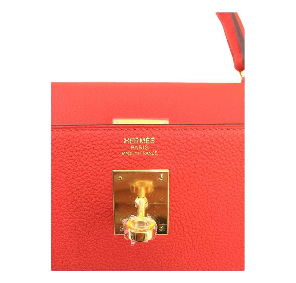 Hermès Kelly 32 Capucine Togo Bag GHW