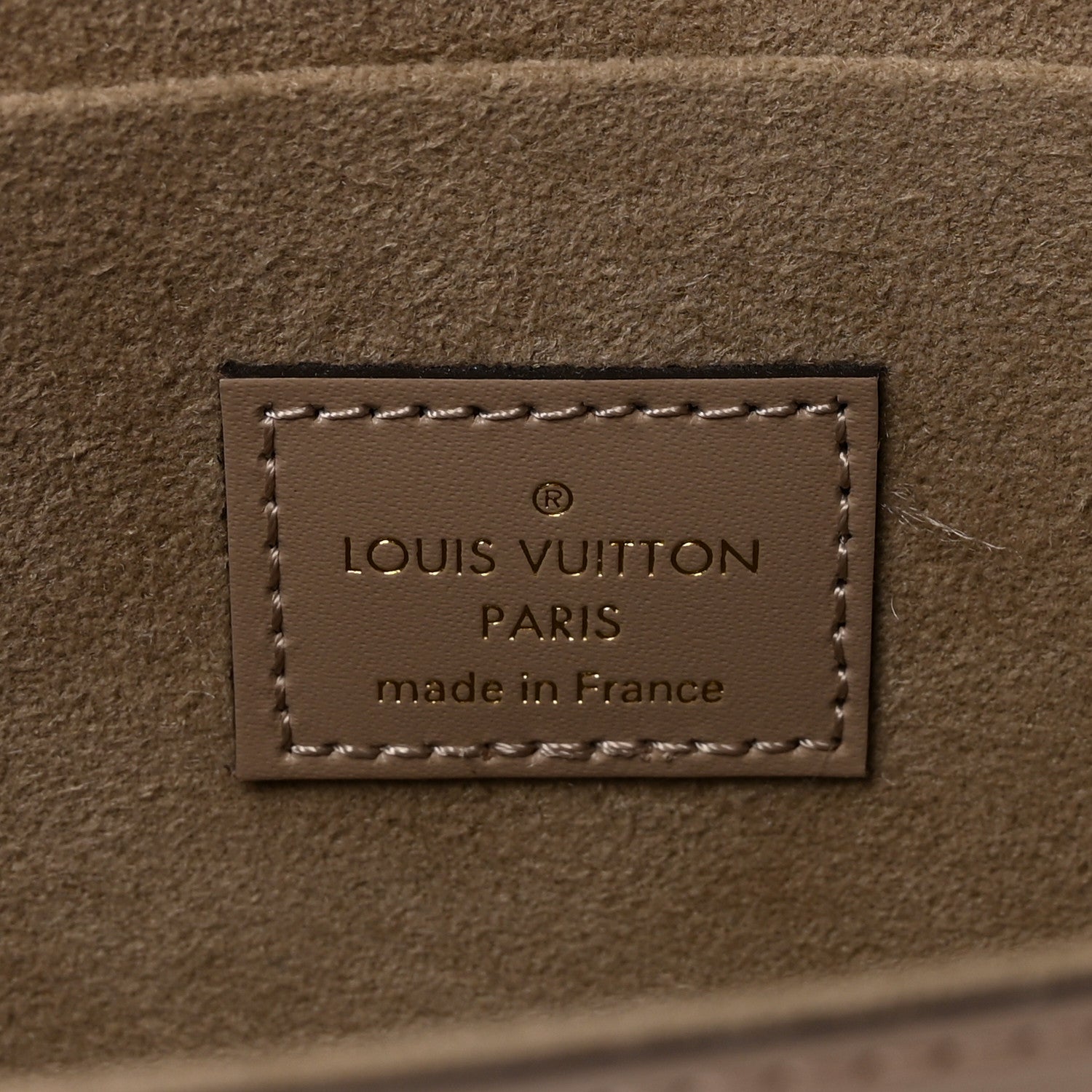 Louis Vuitton Epi Felicie Pochette Chain Wallet Galet