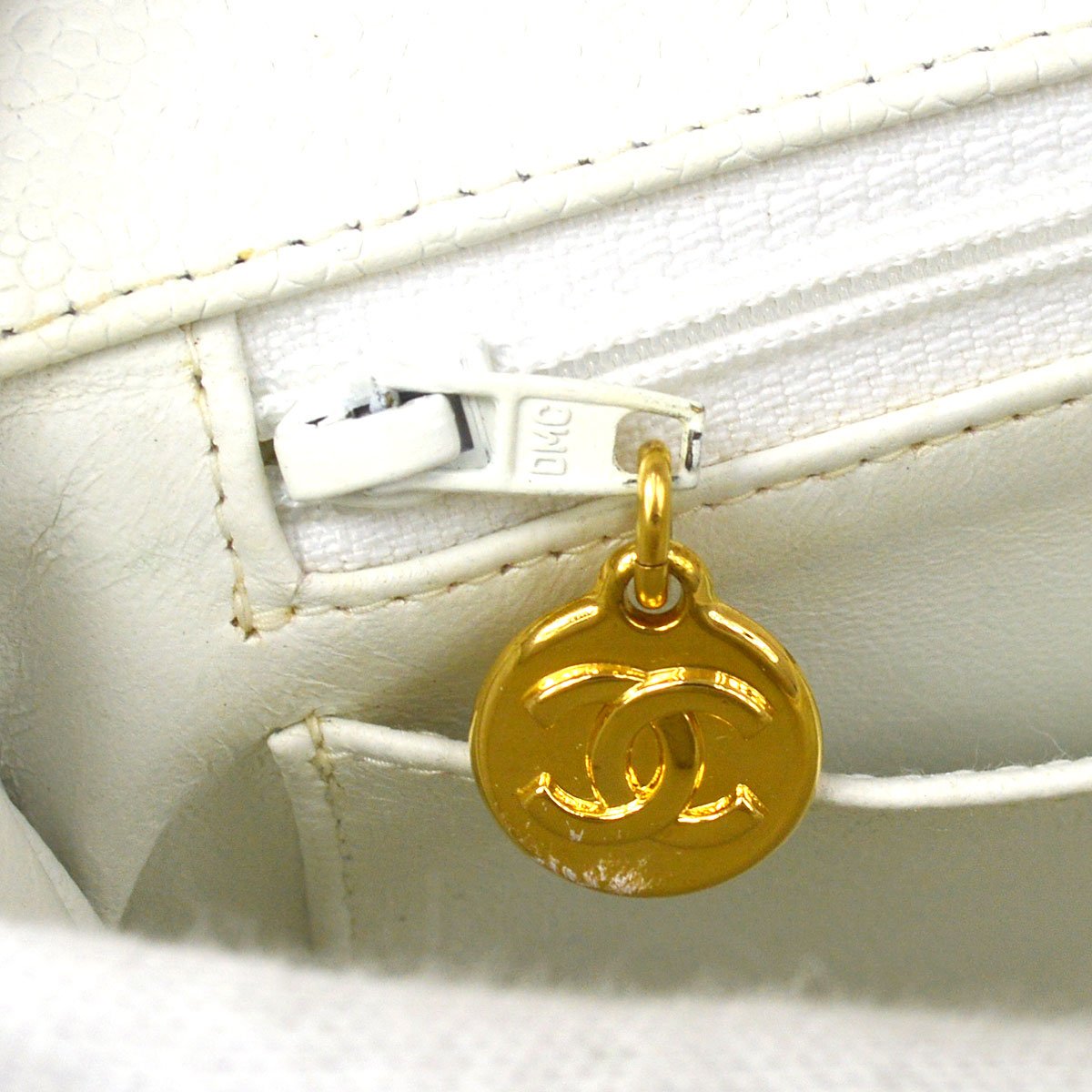 CHANEL 1996-1997 Classic Flap Handbag Medium