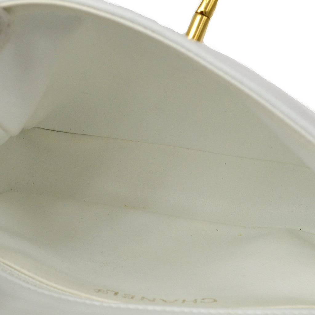 CHANEL 1991-1994 White Lambskin Triple CCs Belt Bag #85