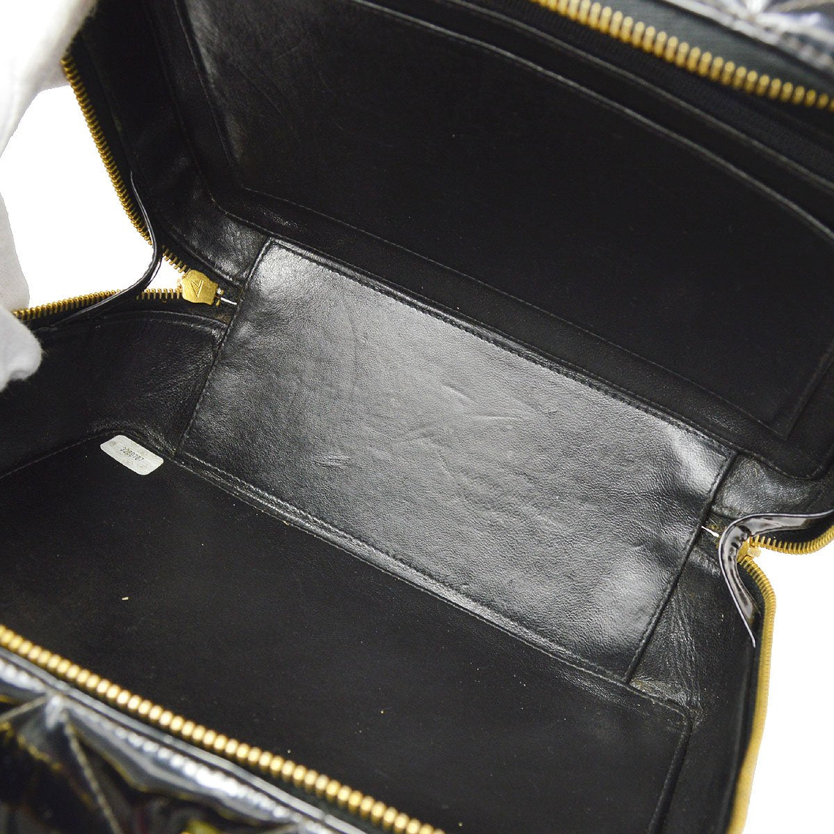 CHANEL 1994-1996 Black Patent Leather Quilted 2way Bag Medium
