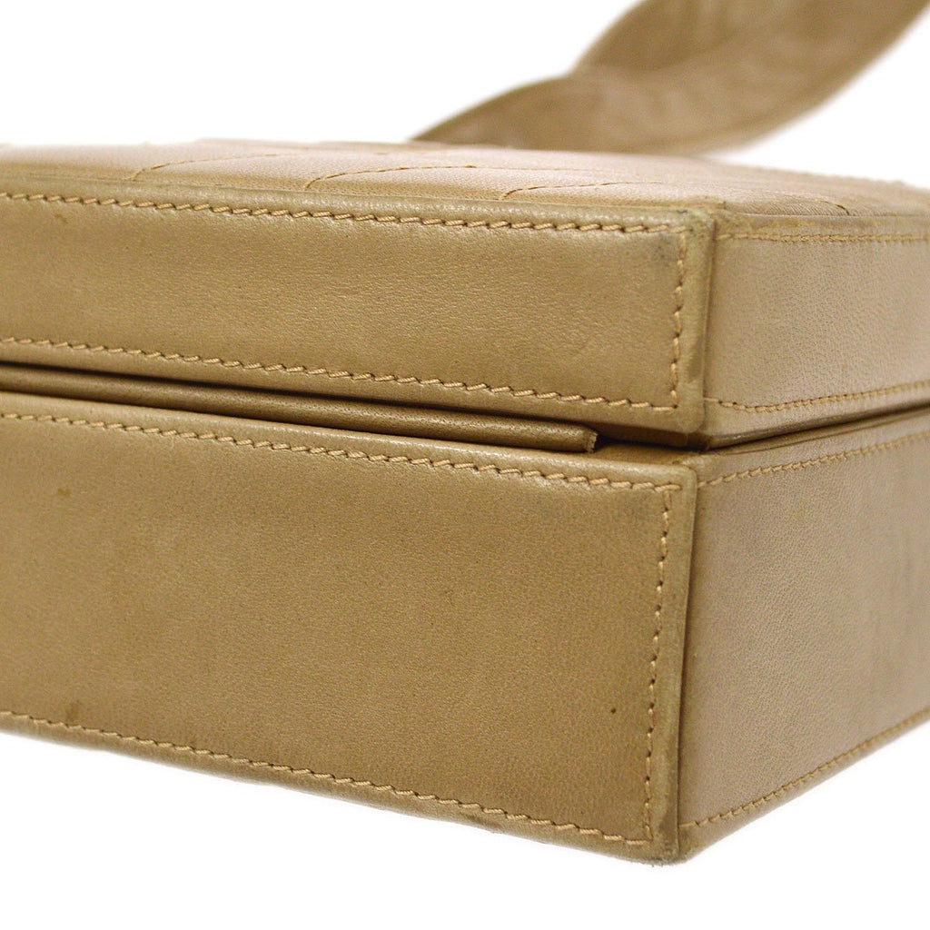 CHANEL 1997-1999 Chevron Box Bag Beige Lambskin