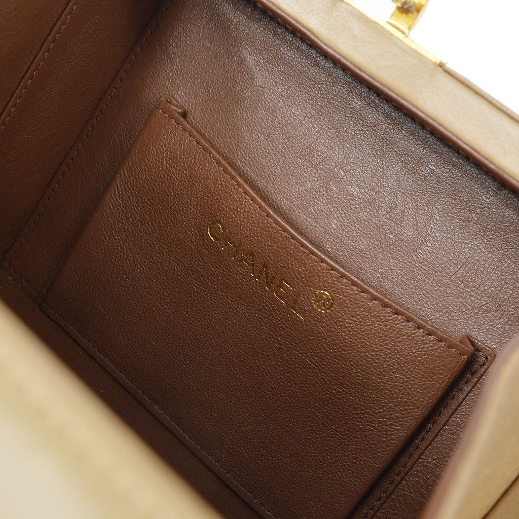 CHANEL 1997-1999 Chevron Box Bag Beige Lambskin