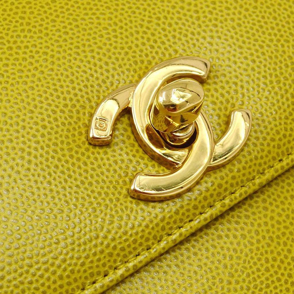 CHANEL 1997-1999 Shopping Bag Medium Green Caviar