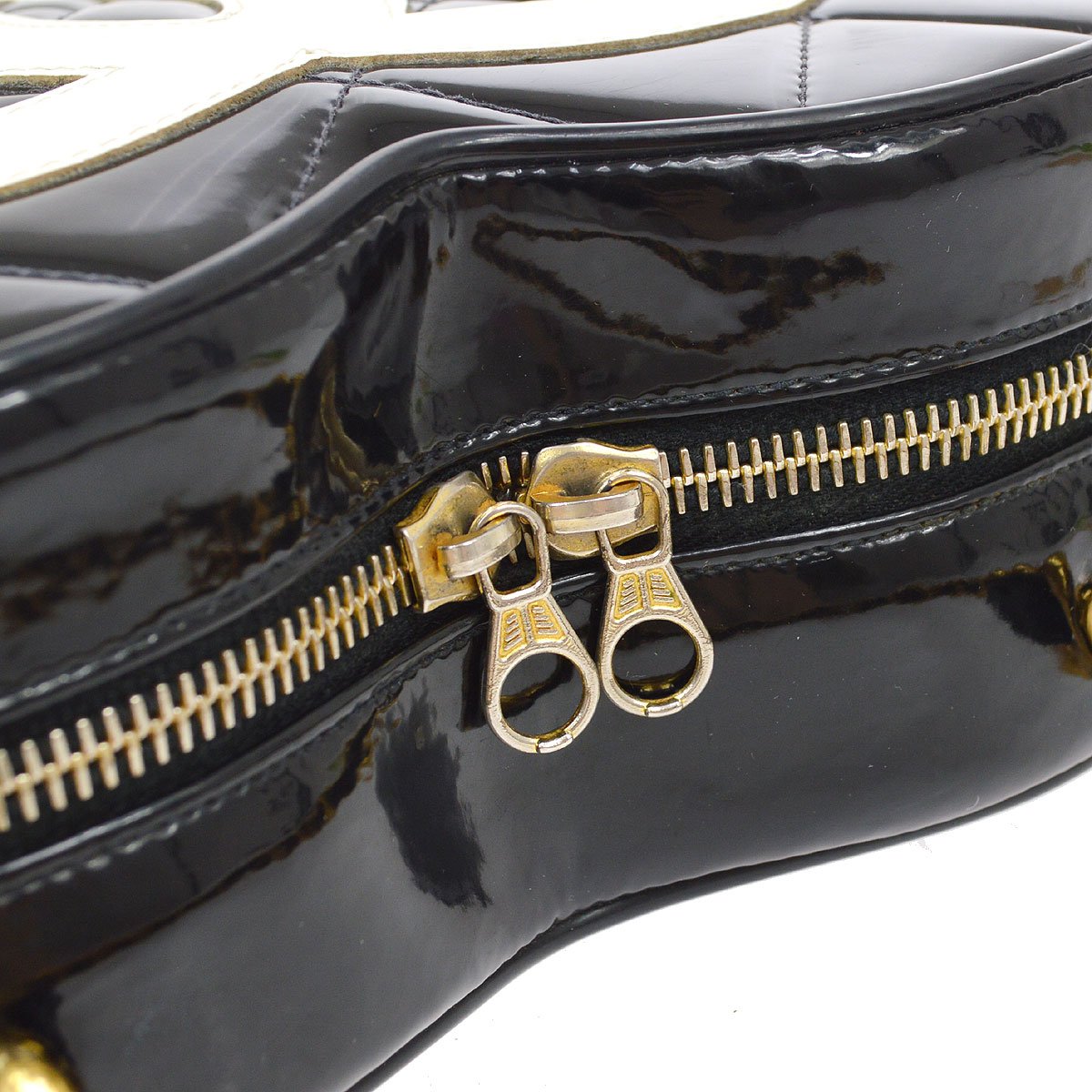 CHANEL * 1995 Heart Vanity Handbag