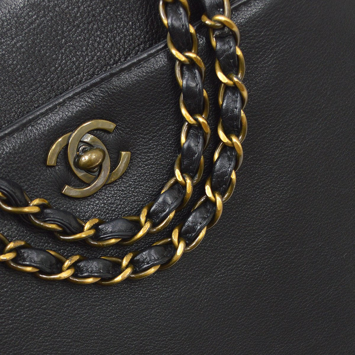 CHANEL 1997-1999 Chain Hand Bag Black