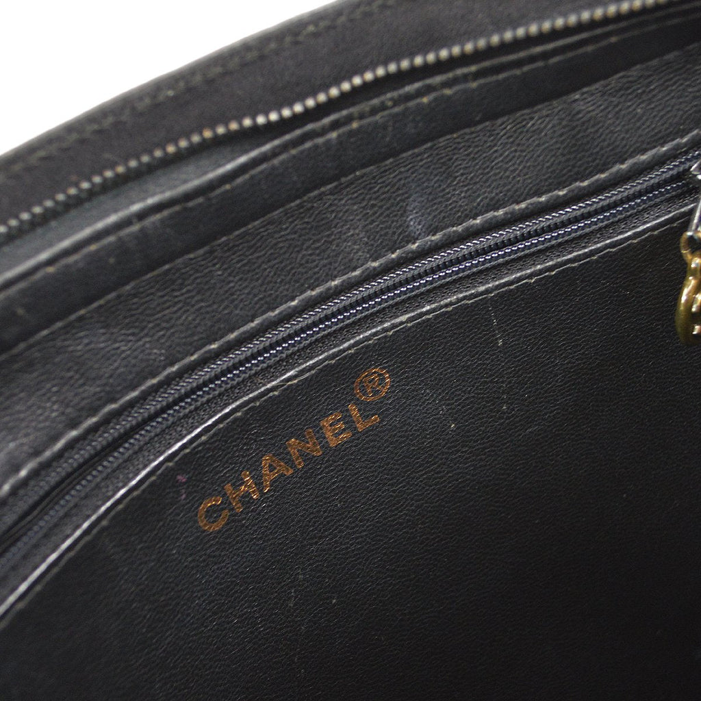 CHANEL 1997-1999 Chain Hand Bag Black
