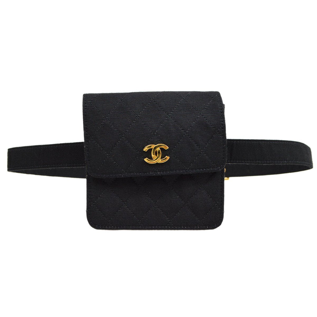 CHANEL 1989-1991 Black Canvas Quilted Belt Bag