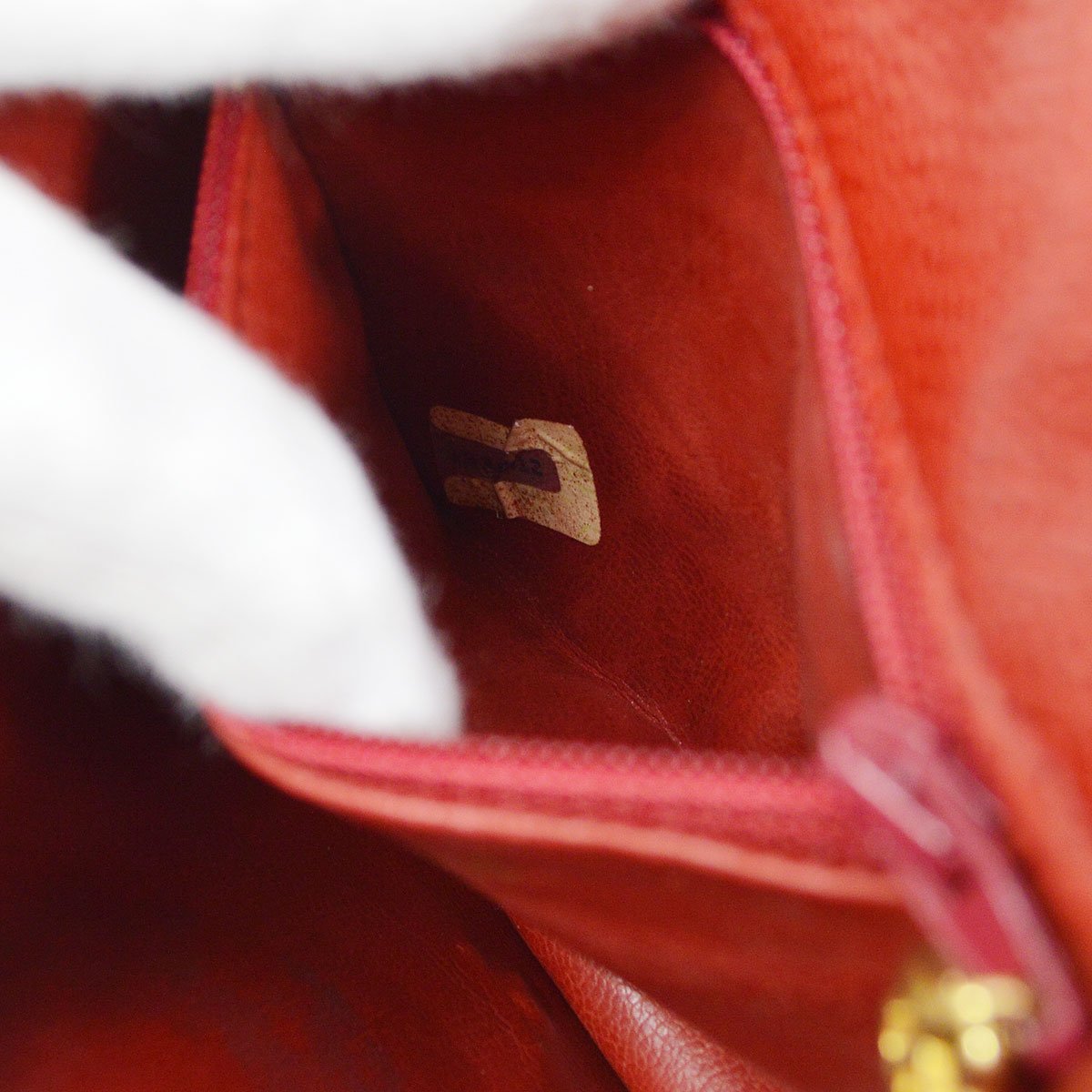 CHANEL 1989-1991 Red Caviar Round Belt Bag #80