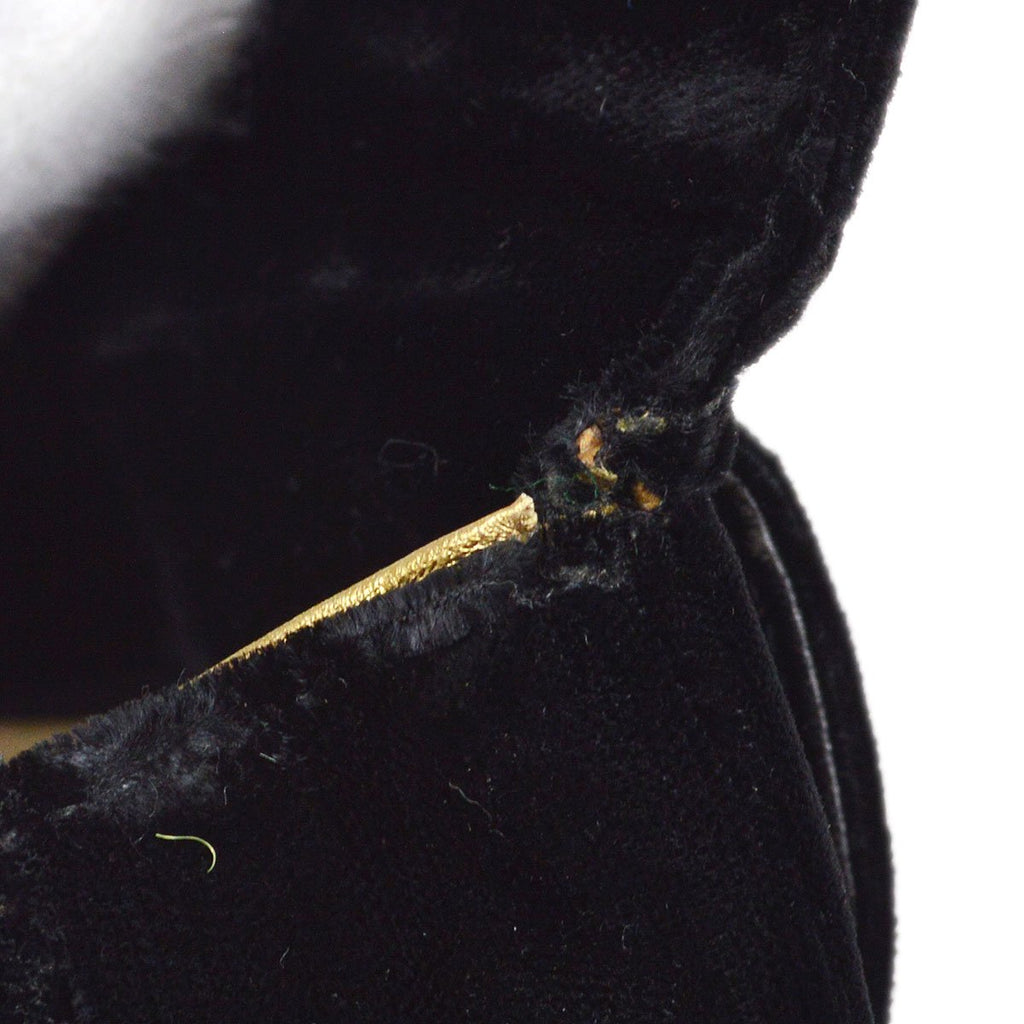 CHANEL 1994-1996 Black Velvet Belt Bag #70
