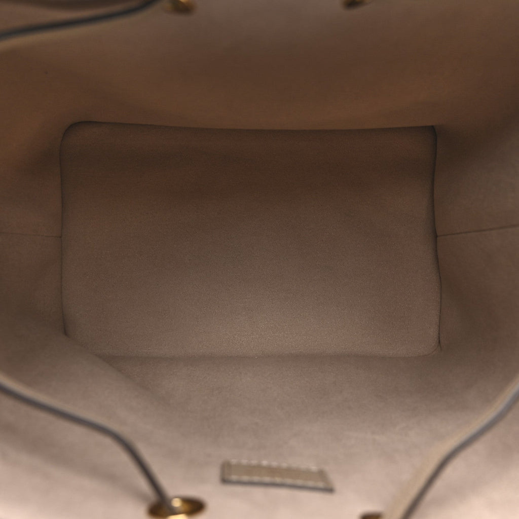 Louis Vuitton Empreinte Monogram Giant Neonoe MM Tourterelle Creme