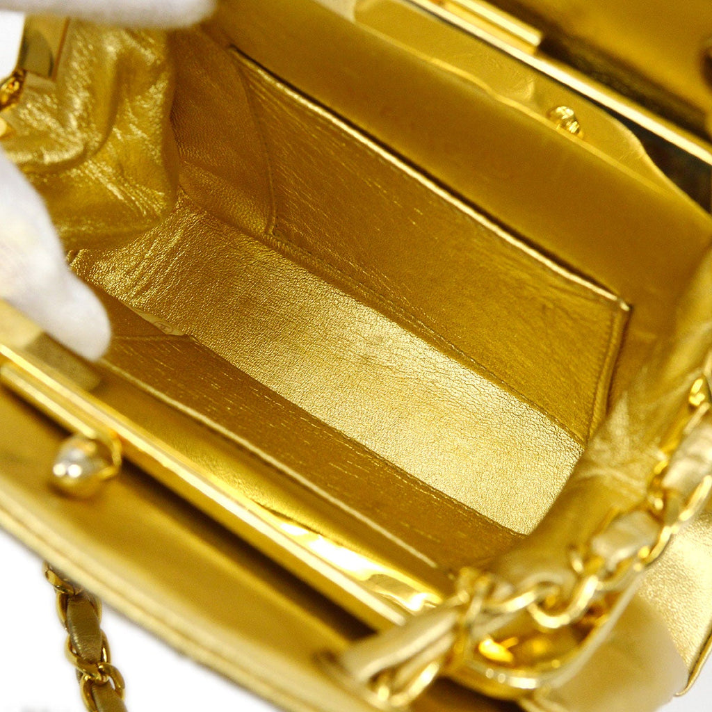 CHANEL 1989-1991 Gold Lambskin Chain Shoulder Bag